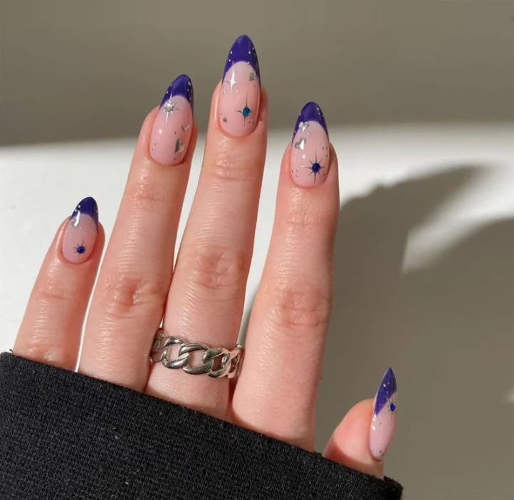 Glamouröse mandelgroße Nagelverlängerungen Karnz