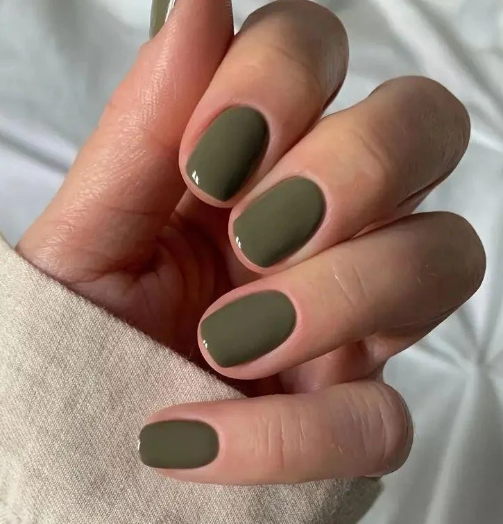 Glossy Pedicure Nail Art Stornfield