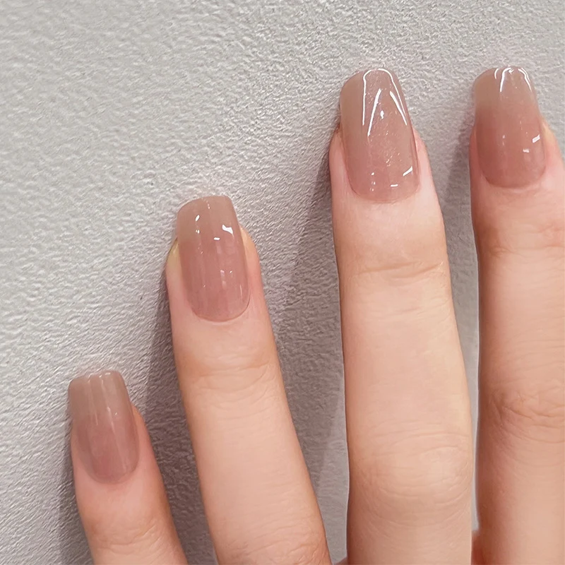 Glossy Nude Gel Nail Set Stornfield