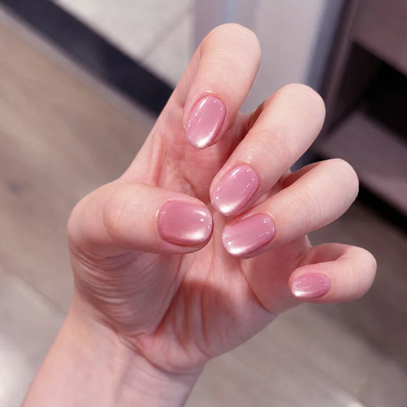 Glossy Gradient Nail Polish Stornfield