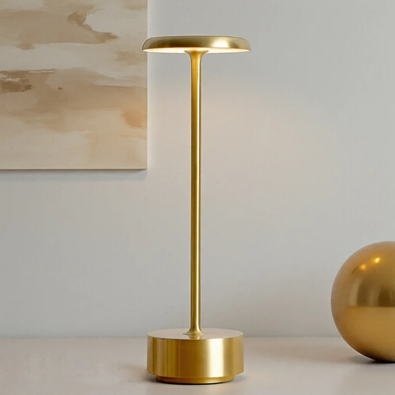 Moderne LED Tischlampe für funktionale Wohnbeleuchtung