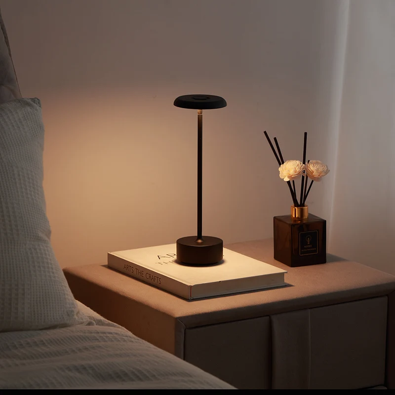 Elegante Ambientelampe für entspannende Wohnräume