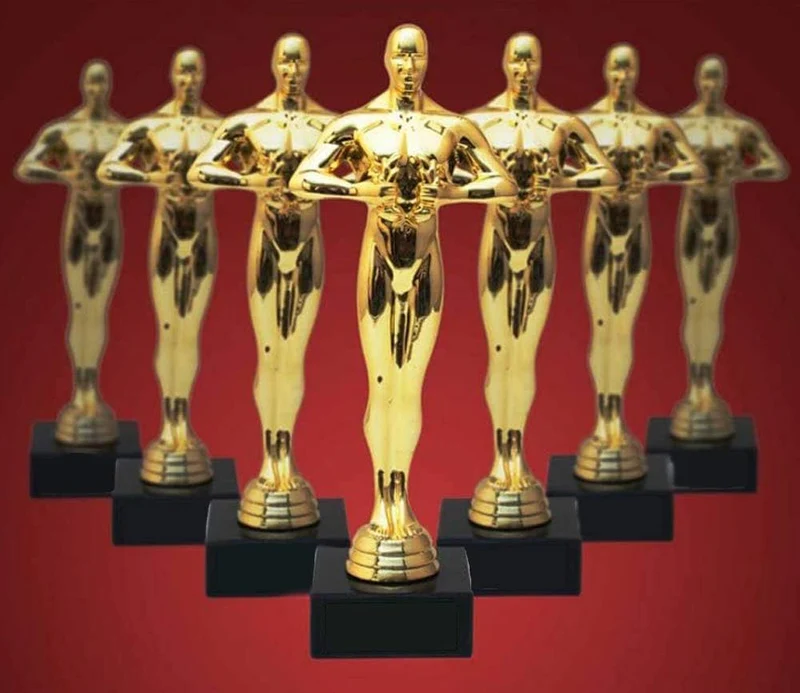 Goldene Siegerstatue - 25 cm Trophäe für Gewinner & Geschenke