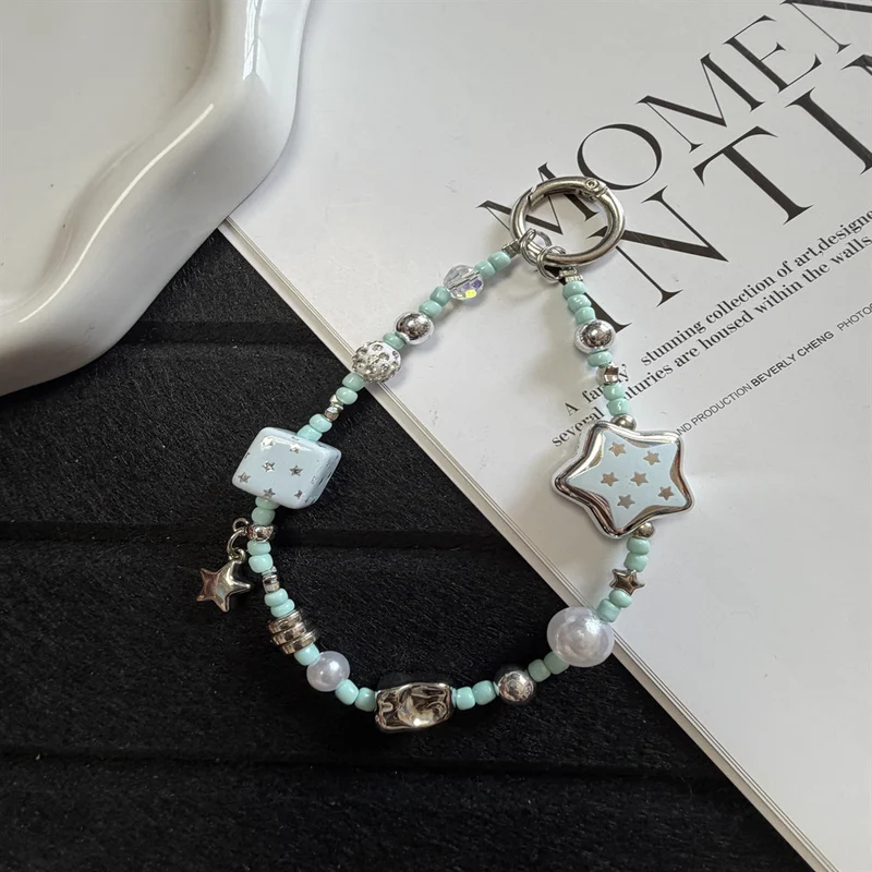 Beaded Charm Telefonhalter Karnz