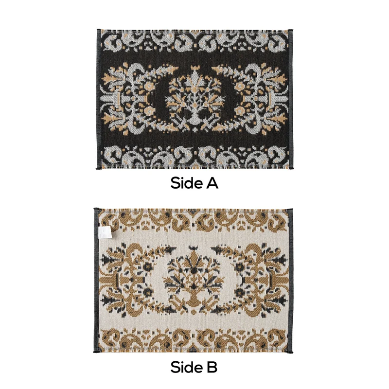 Wendbarer Jacquard-Schal mit ornamentaler Webstruktur Karnz