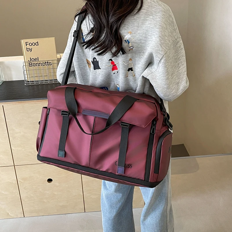 Versatile Sleek Travel Weekender Bag Stornfield