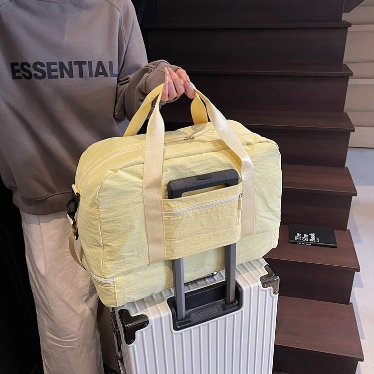 Versatile Multi-Functional Sports Weekender Bag Stornfield