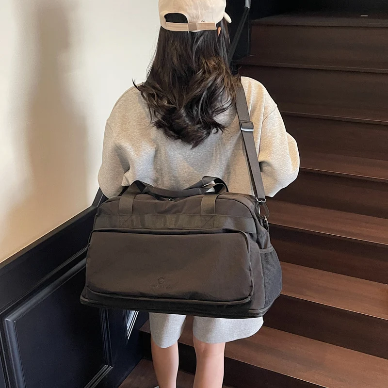 Versatile Lightweight Exercise Duffle Bag Stornfield
