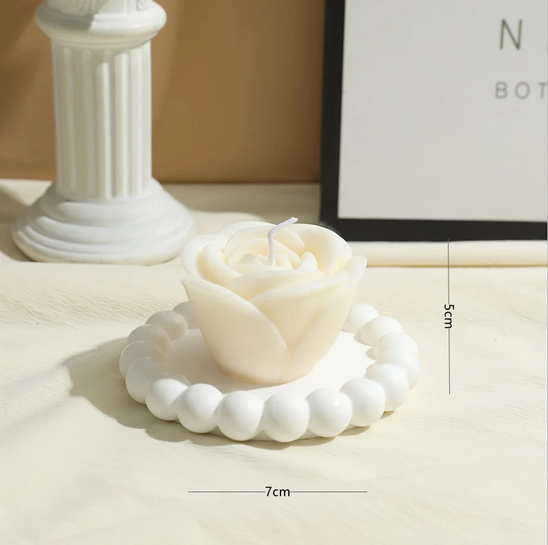 Decorative Rose-Shaped Soy Wax Candle with Beaded Tray