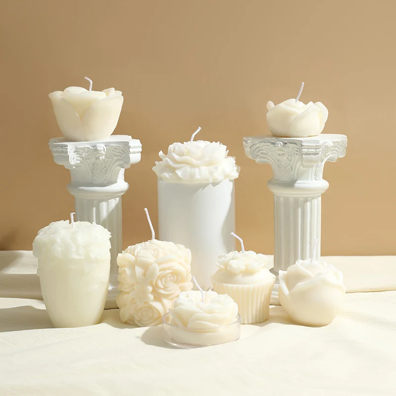 Decorative Rose-Shaped Soy Wax Candle with Beaded Tray