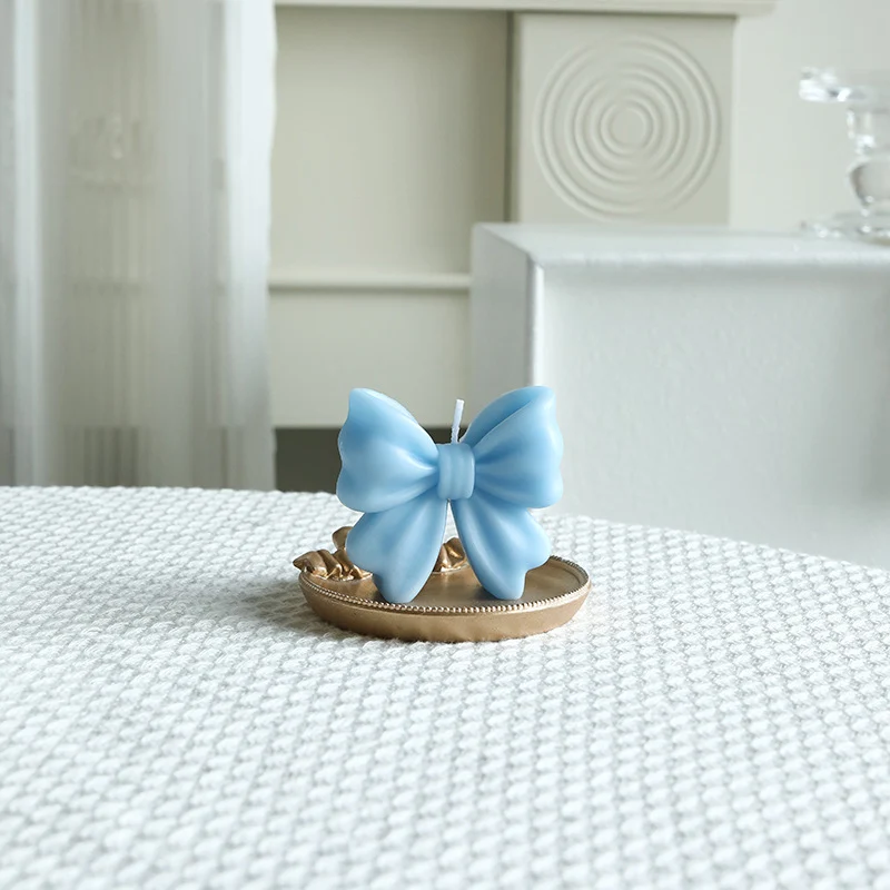 Decorative Bow-Shaped Hand-Poured Soy Wax Candle for Tabletop Centerpiece
