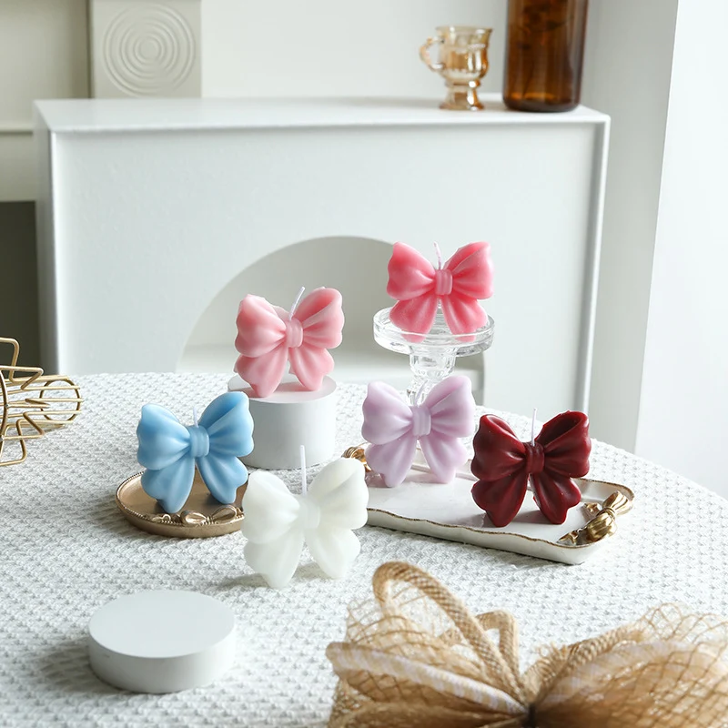 Decorative Bow-Shaped Hand-Poured Soy Wax Candle for Tabletop Centerpiece
