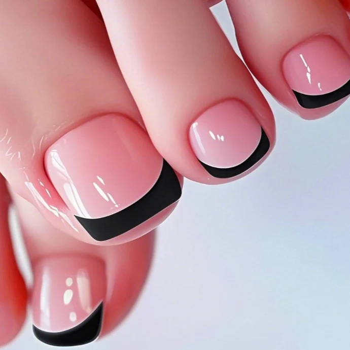French Tip Nail Art Set Stornfield
