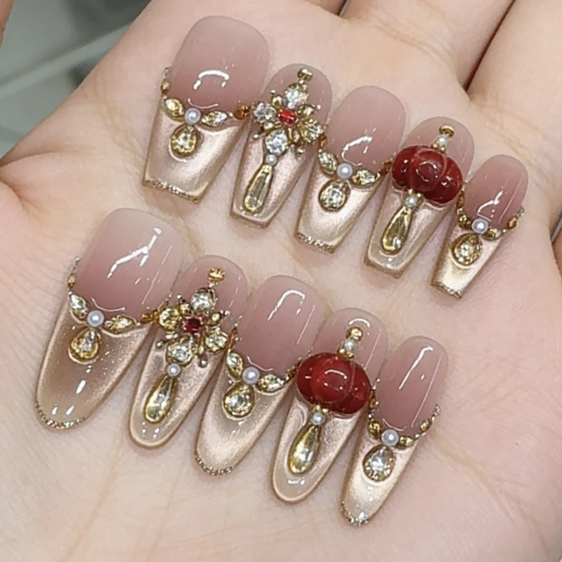 Elegantes Künstlerisches Press-On-Nagelset Karnz