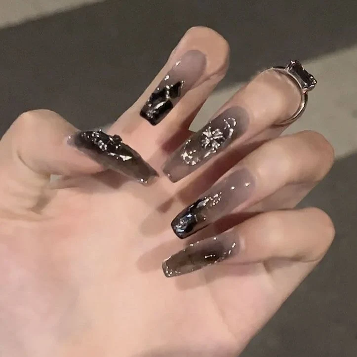 Ausgefallene Nail Art Verlängerungen Karnz