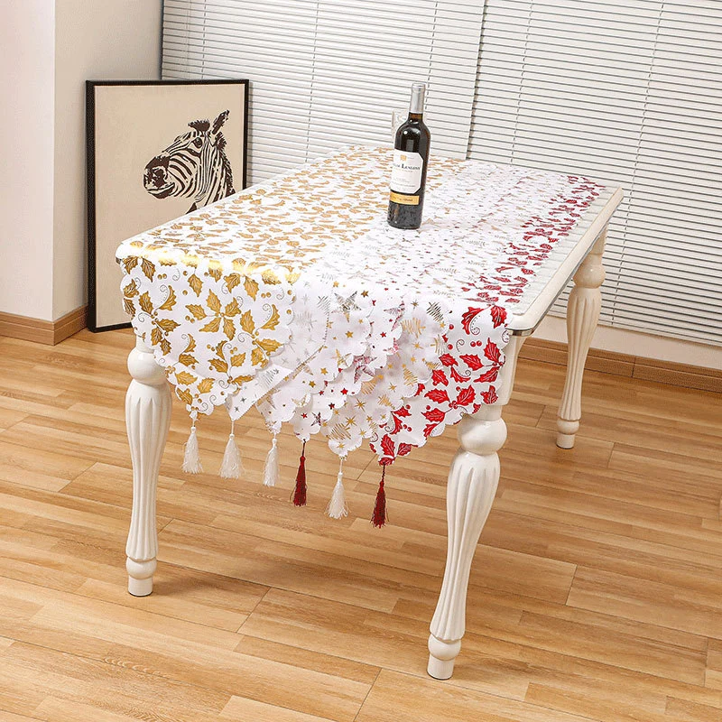 Elegant Star-Embellished Table Runner Stornfield