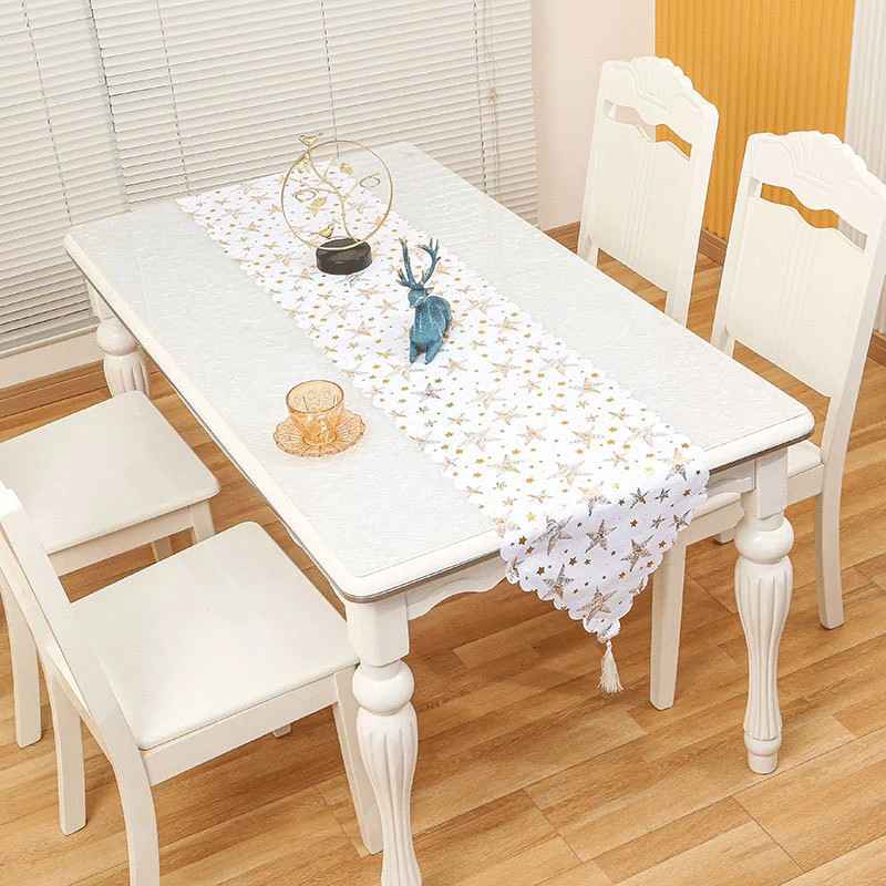 Elegant Star-Embellished Table Runner Stornfield