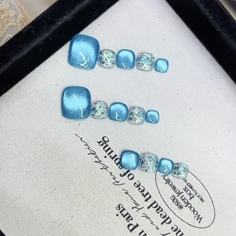 Künstlerisches Glitter Press-On Nagel Set Karnz