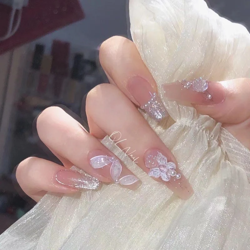 Künstlerisches Floral-Design Press-On Nagelset Karnz