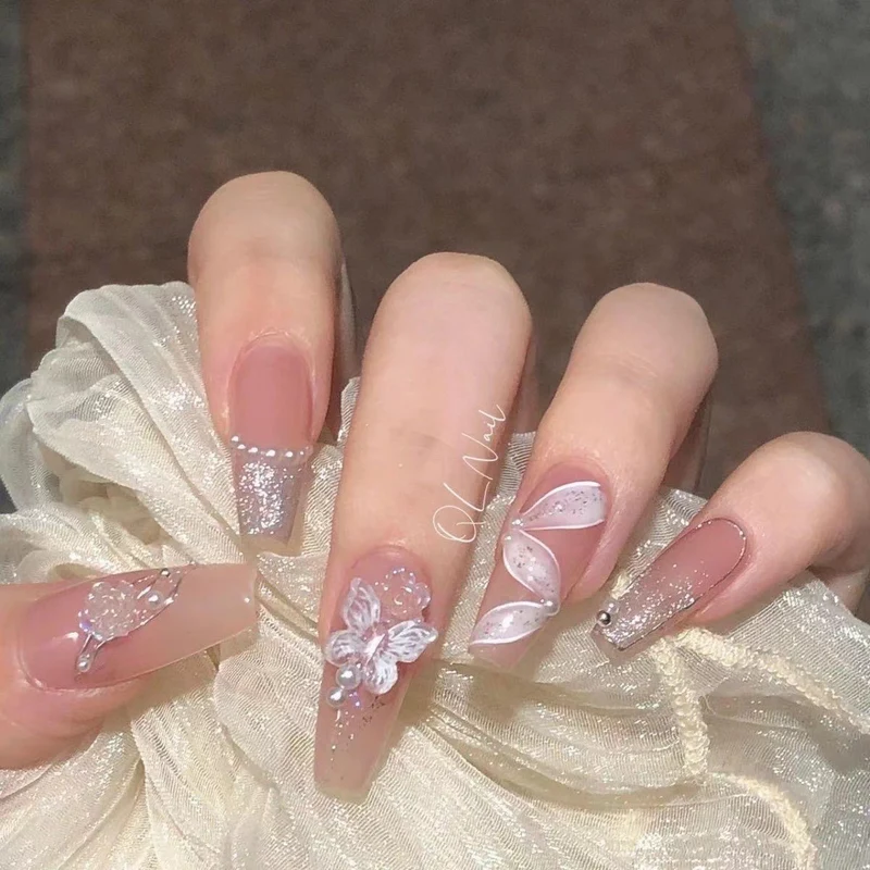 Künstlerisches Floral-Design Press-On Nagelset Karnz