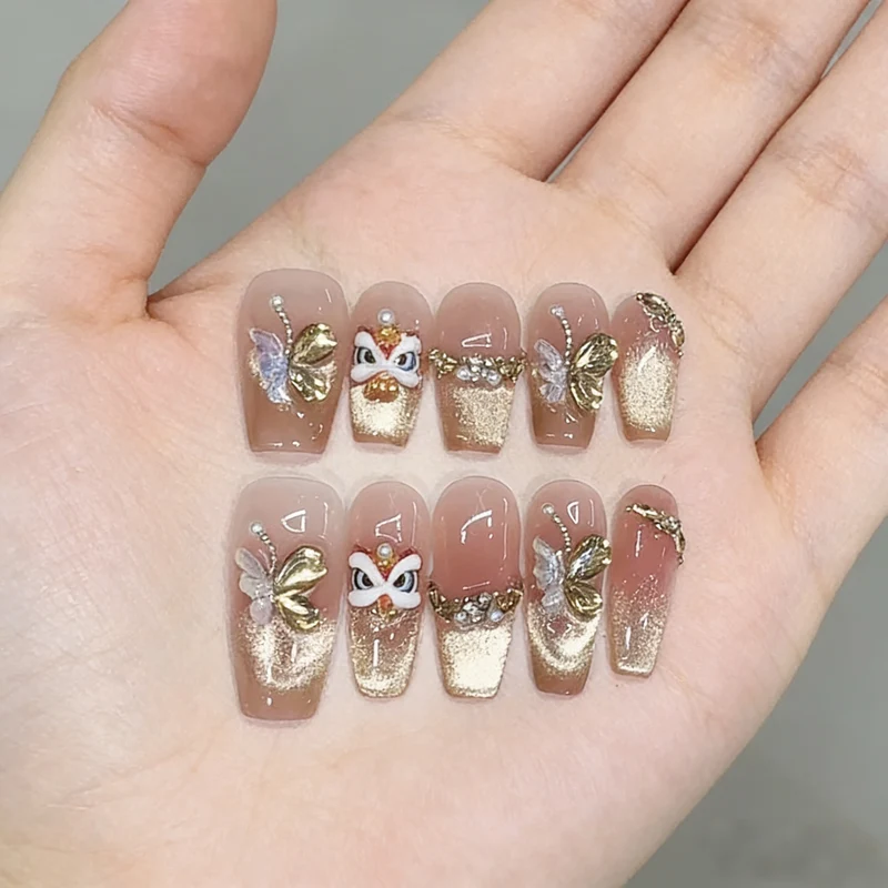 Künstlerisches dekoratives Press-On-Nagelset Karnz