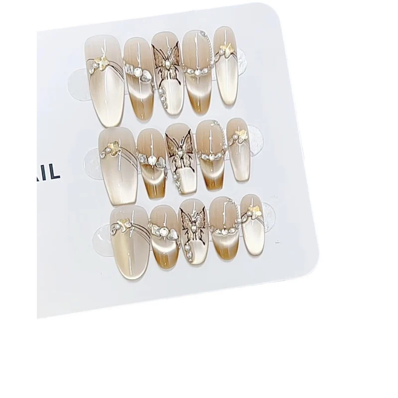 Künstlerisches Schmetterling- und Perlen-verziertes Press-On-Nagelset Karnz