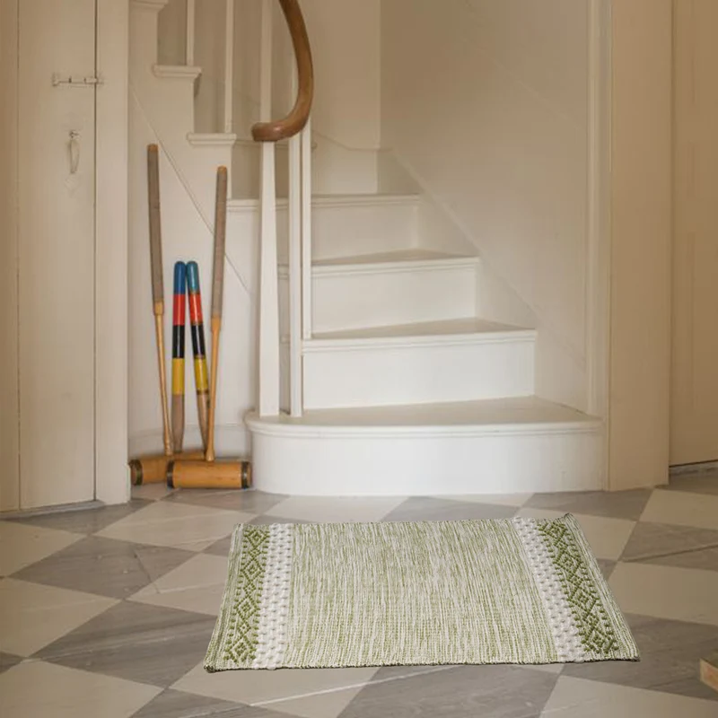Woven runner with striped pattern, tassels and flat cotton structure Stornfield