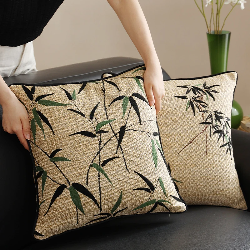 Woven decorative cushion cover with bamboo leaf jacquard and contrast piping Stornfield