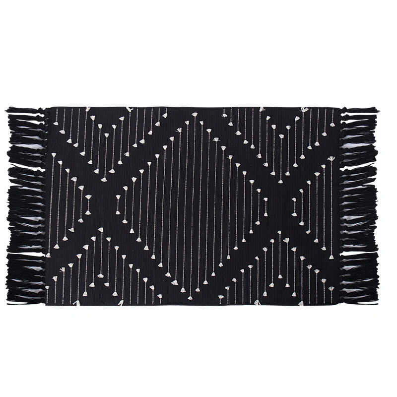 Woven cotton runner with diamond jacquard pattern and fringes Stornfield