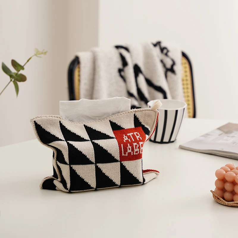 Knitted tissue box cover with geometric jacquard pattern and zipper Stornfield