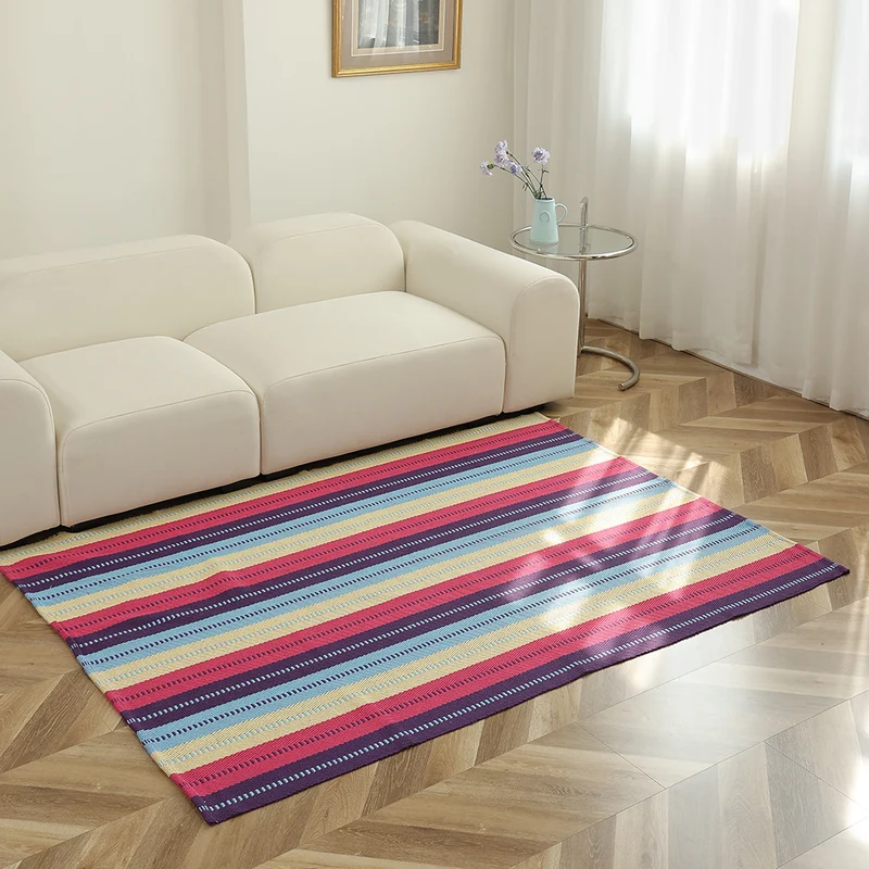 Striped flat woven carpet for living room with low pile and modern striped pattern Stornfield