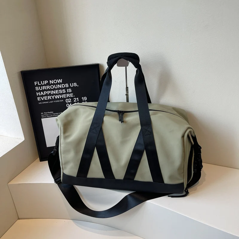 Vielseitige robuste Reisetasche Karnz
