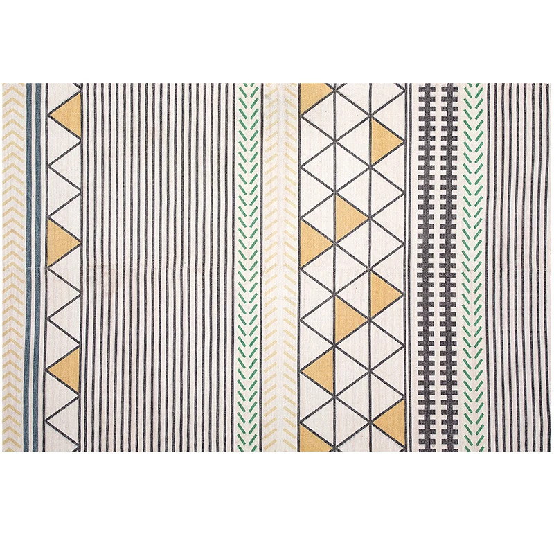 Flat-woven rectangular rug for living and entrance areas with quatrefoil pattern Stornfield