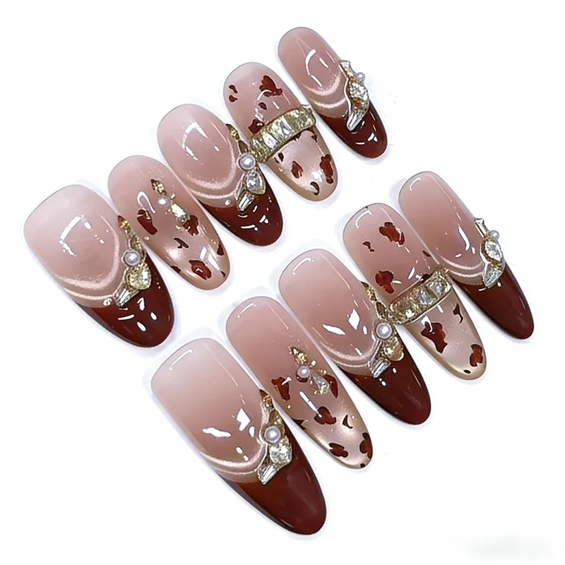 Luxus Druck-Nagelkunst-Set mit dekorativen goldenen Akzenten Karnz