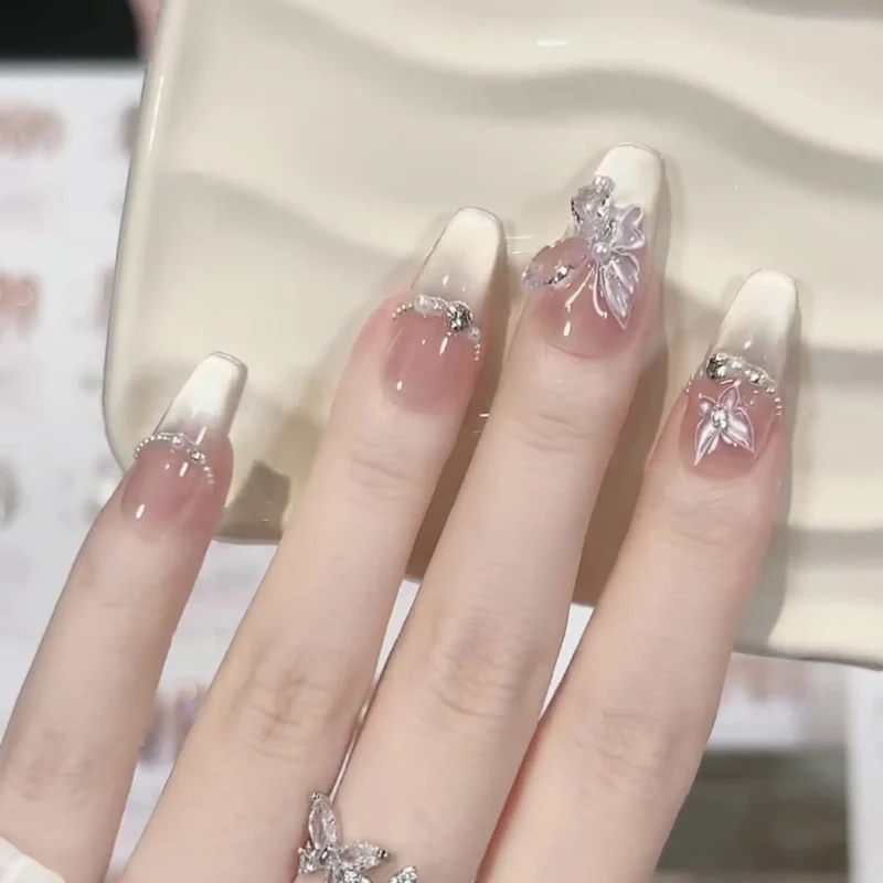 Luxus Floral-Design Press-On Nagelset Karnz