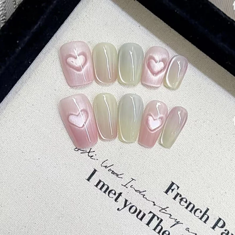 Herz-Verzierte Press-On Nagelset Karnz