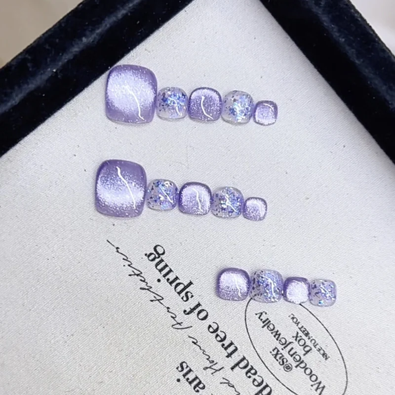 Glitzernde Press-On-Nagelspitzen-Set Karnz