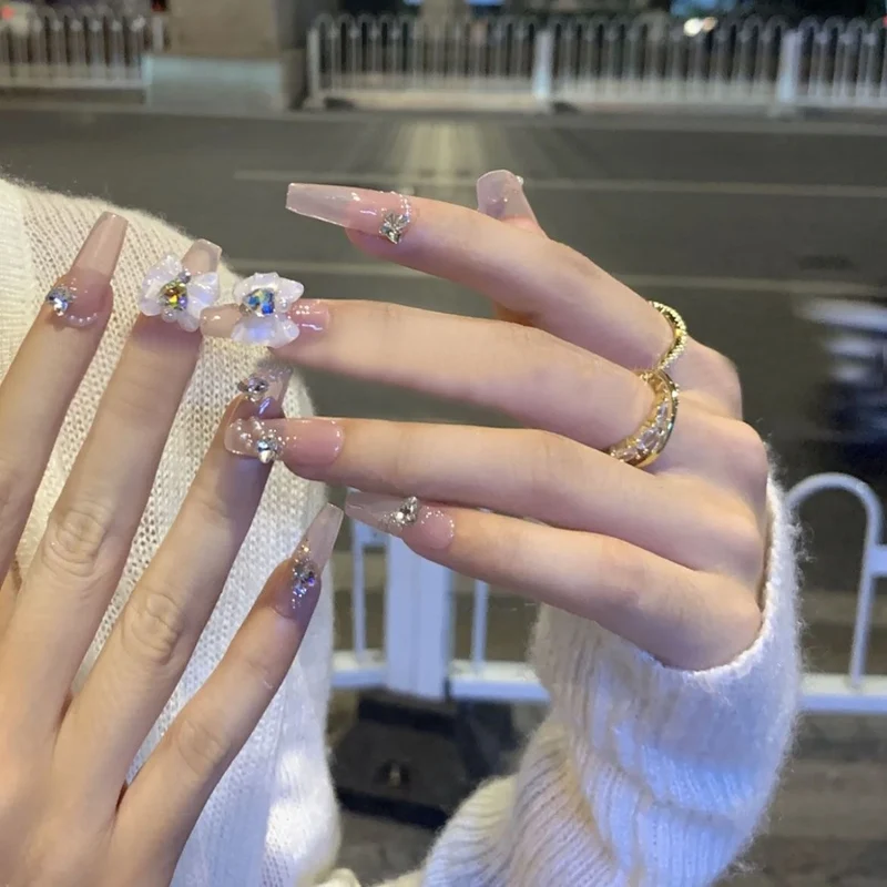 Floral Rhinestone Press-On Nagelkunst Karnz