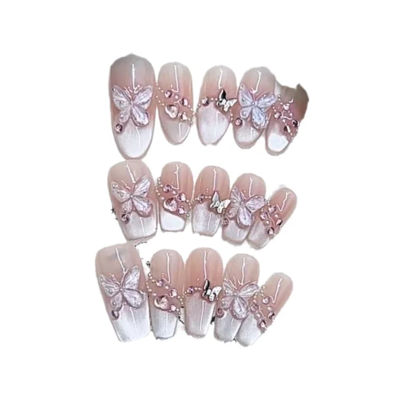 Dekorativer Press-On-Nagel-Set mit Schmetterlings- und Blumendetails Karnz