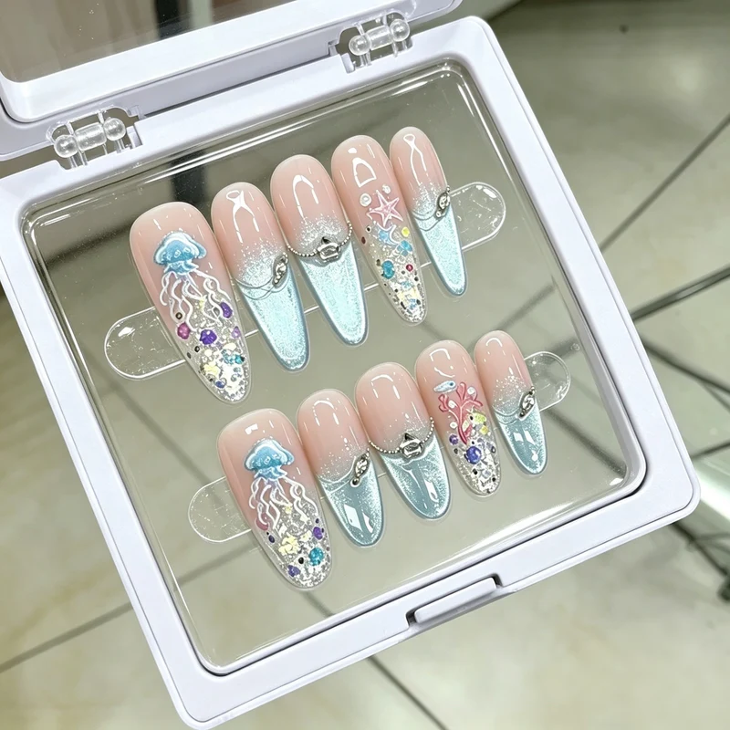 Dekoratives Press-on Nagelset Karnz