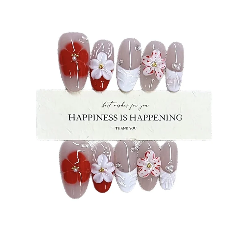 Dekoratives Floral Press-On-Nagelkunst-Set Karnz