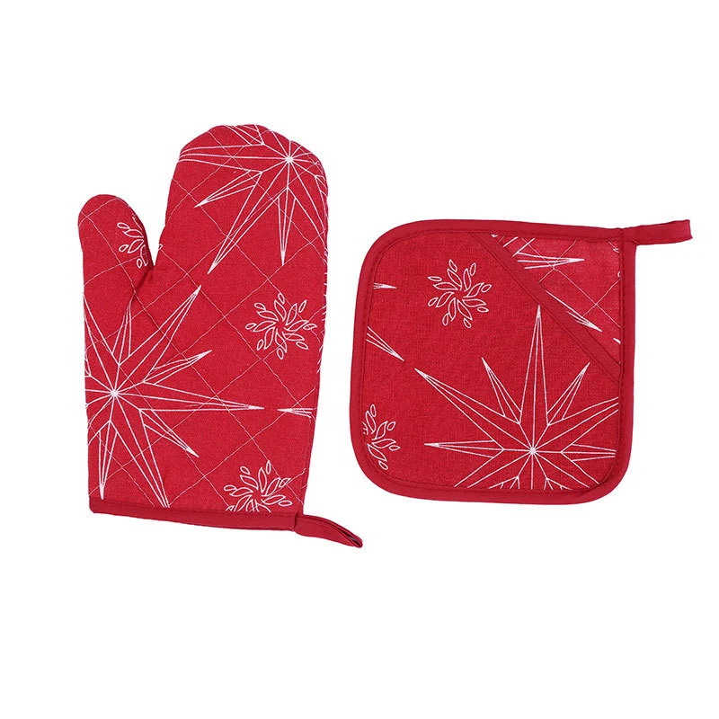 Holiday-Themed Oven Mitts Stornfield