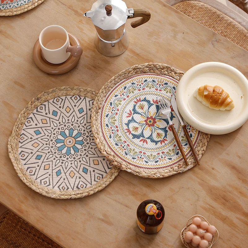 Round woven table mat made of jute with mandala cotton overlay Stornfield