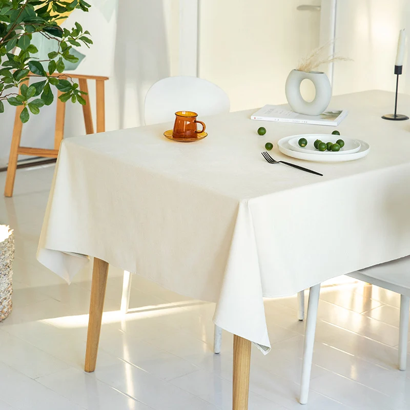 Rectangular easy-care tablecloth made of cotton blend with water-repellent coating and fine texture Stornfield