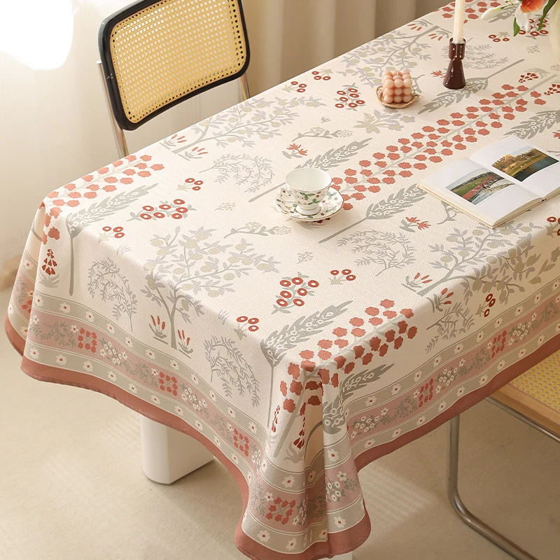 Rectangular easy-care tablecloth in floral jacquard with decorative border Stornfield