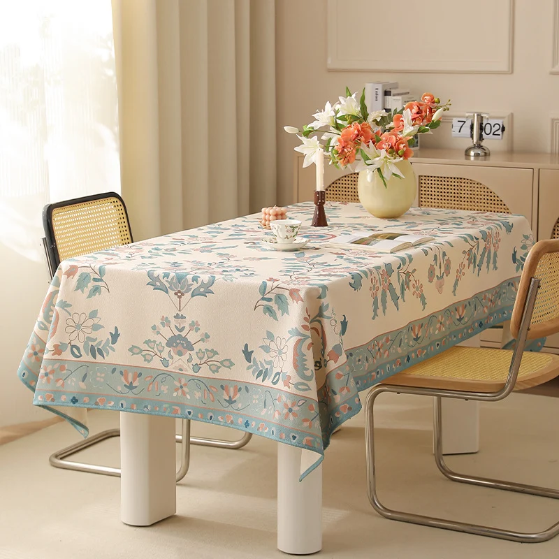 Rectangular easy-care tablecloth in floral jacquard with decorative border Stornfield