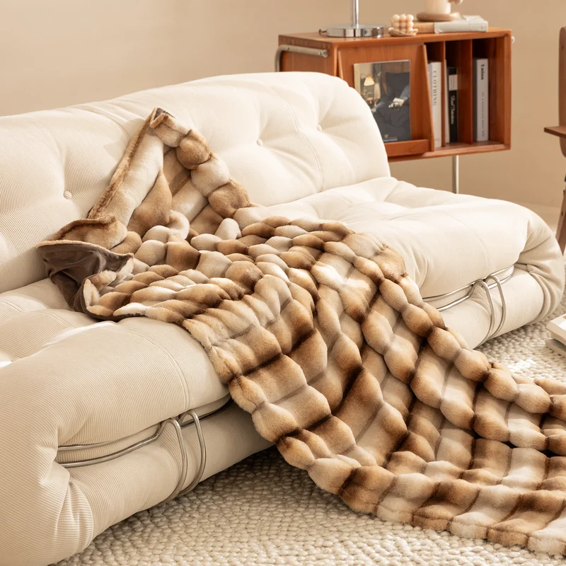 Luxurious cozy faux fur blanket with quilted relief pattern Stornfield