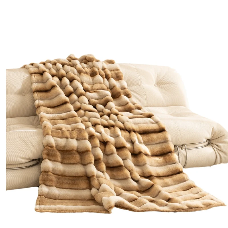 Luxurious cozy faux fur blanket with quilted relief pattern Stornfield