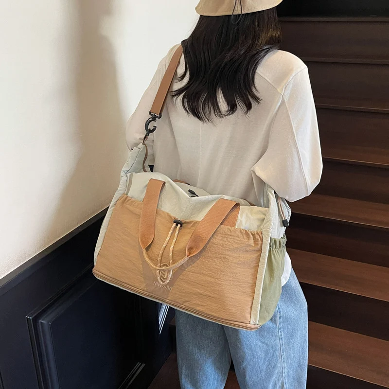 Multi-Funktionale Reisetasche Karnz