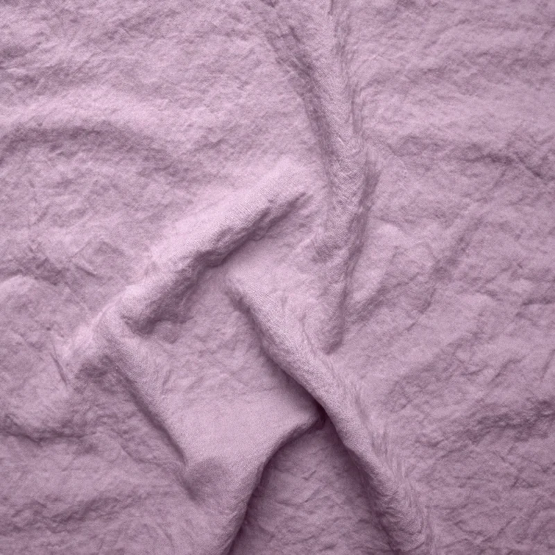 Damen-Bademantel mit Kimono-Kragen aus lila Leinen - Laís